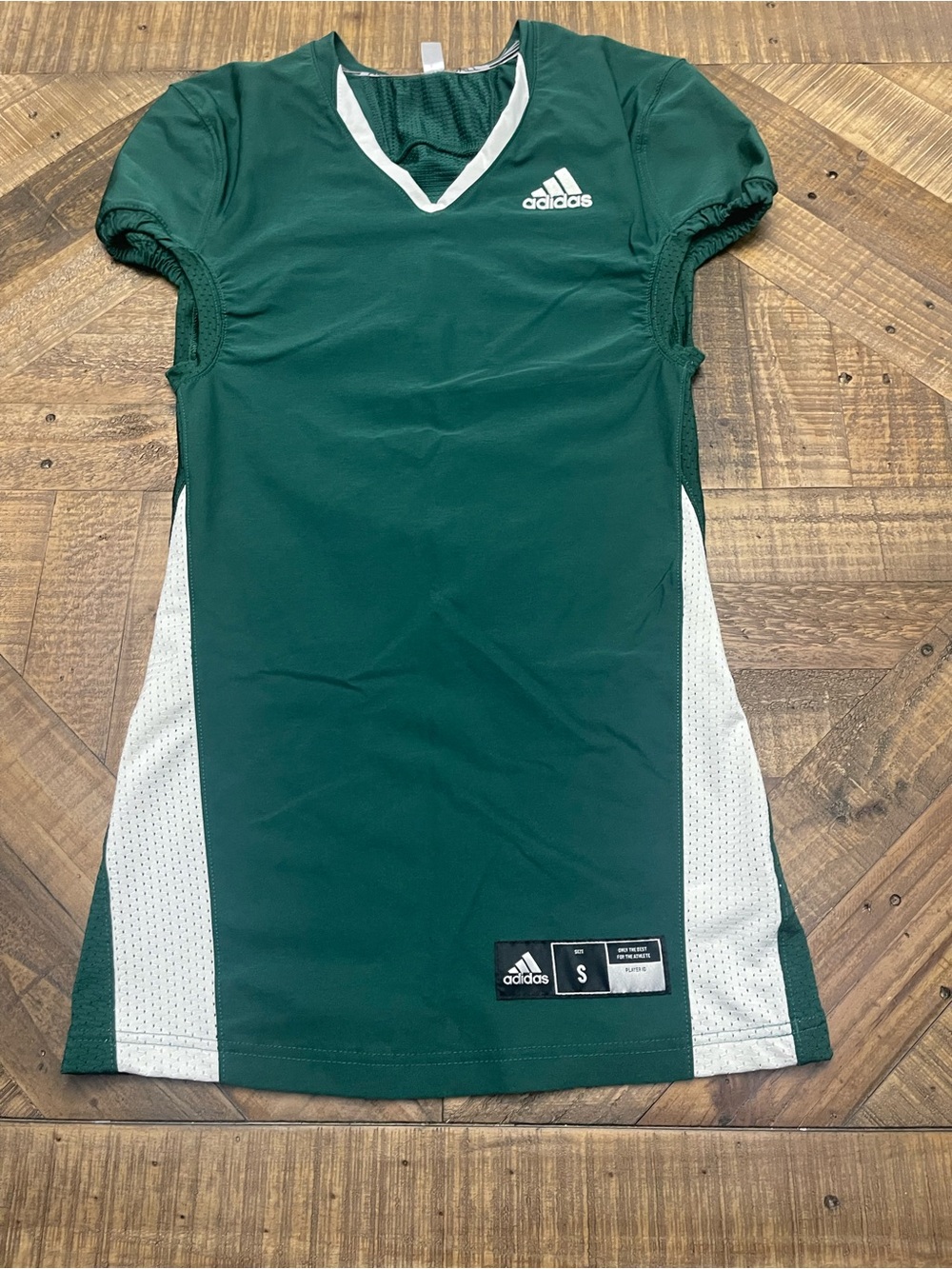adidas WVN A1 Stock Football Jersey Dark Green White Men's Size Small GG7396